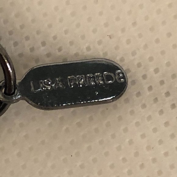 Mesh Link Necklace - Picture 5 of 5